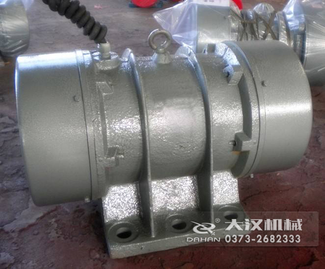VB振動電機(jī)是靠偏心塊的振動而造成的，振動源所以偏心塊的角度和大小是比較重要的。